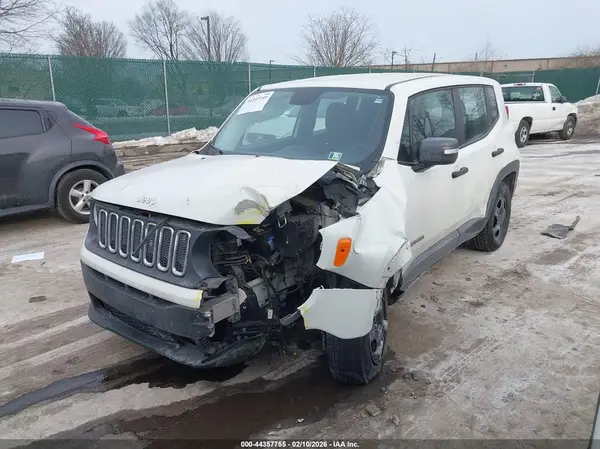 ZACCJBAB0HPG05695 2017 JEEP RENEGADE - Image 2