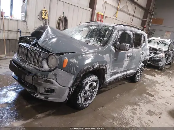 ZACCJBAB0HPG05891 2017 JEEP RENEGADE - Image 2
