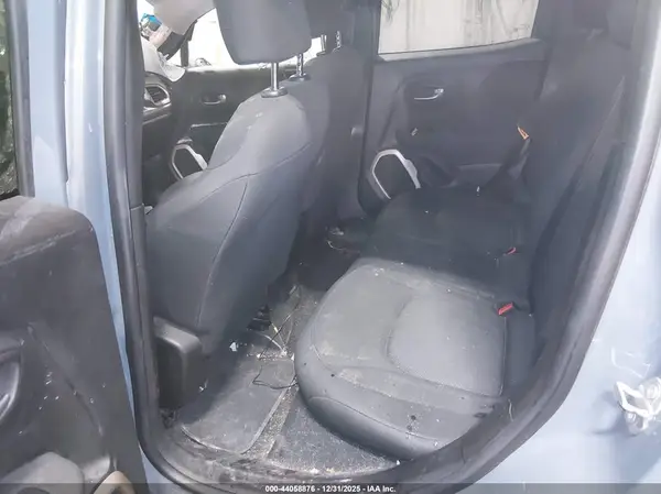 ZACCJBAB0HPG05891 2017 JEEP RENEGADE - Image 8