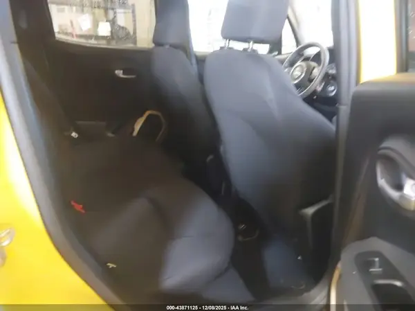 ZACCJBAB0HPG18995 2017 JEEP RENEGADE - Image 8