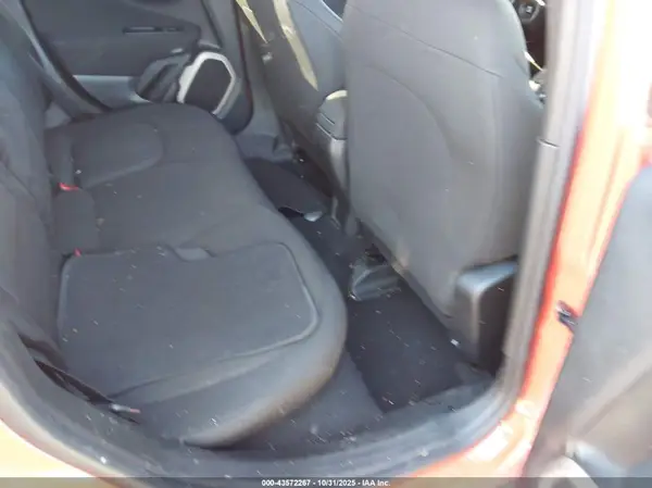 ZACCJBAB0HPG21086 2017 JEEP RENEGADE - Image 8