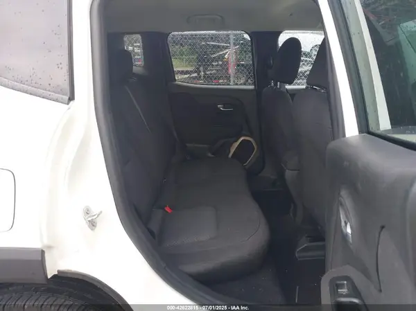 ZACCJBAB0HPG65461 2017 JEEP RENEGADE - Image 8