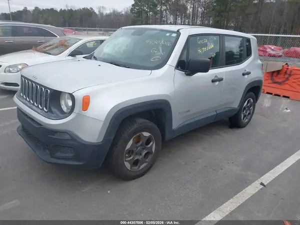 ZACCJBAB0JPH15085 2018 JEEP RENEGADE - Image 2