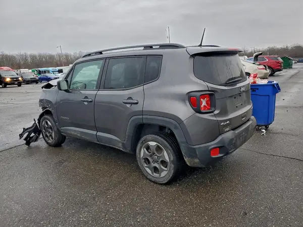 ZACCJBAB0JPH34512 2018 JEEP RENEGADE - Image 2