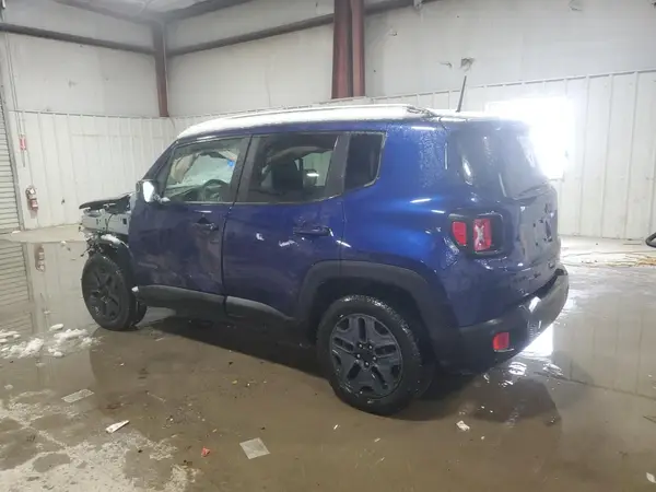 ZACCJBAB0JPH38611 2018 JEEP RENEGADE - Image 2