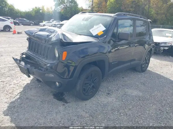 ZACCJBAB0JPH84150 2018 JEEP RENEGADE - Image 2
