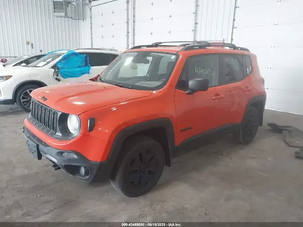 ZACCJBAB0JPH92670 2018 JEEP RENEGADE - Image 2