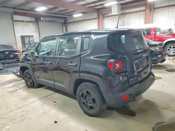 ZACCJBAB0JPH94886 2018 JEEP RENEGADE - Image 2