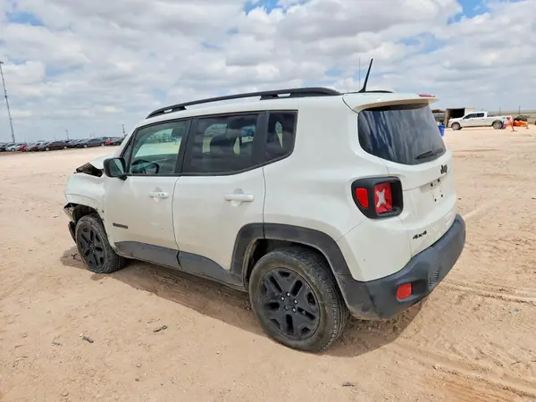ZACCJBAB0JPJ14594 2018 JEEP RENEGADE - Image 2