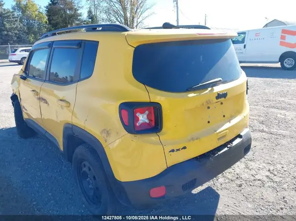ZACCJBAB0JPJ15468 2018 JEEP RENEGADE - Image 2
