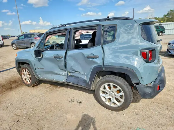 ZACCJBAB0JPJ18340 2018 JEEP RENEGADE - Image 2