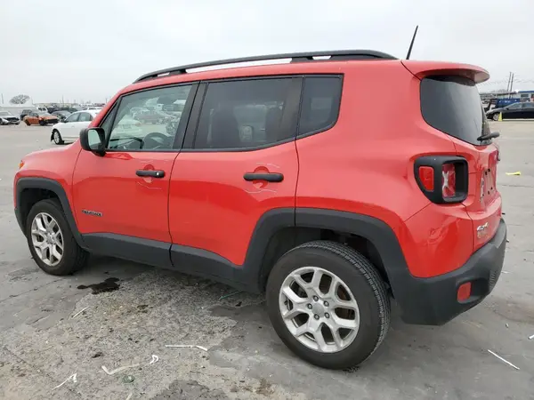 ZACCJBAB0JPJ35171 2018 JEEP RENEGADE - Image 2