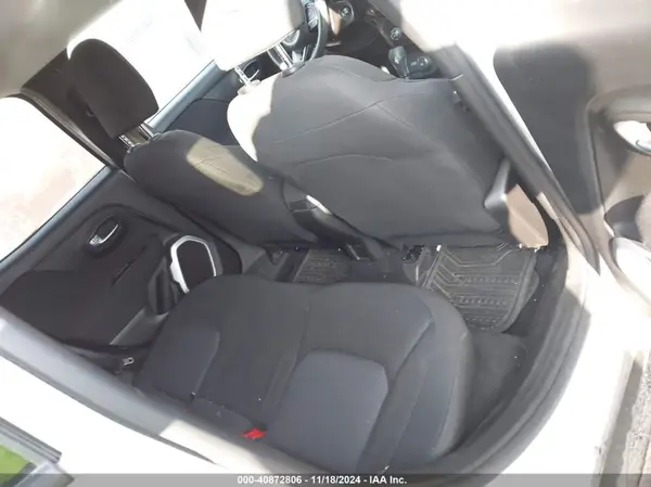 ZACCJBAB0JPJ50804 2018 JEEP RENEGADE - Image 8