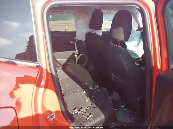 ZACCJBAB1HPE38389 2017 JEEP RENEGADE - Image 8