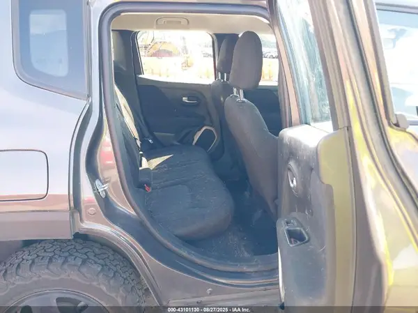 ZACCJBAB1HPF11549 2017 JEEP RENEGADE - Image 8