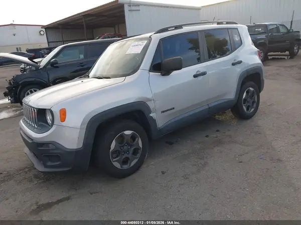 ZACCJBAB1HPG53397 2017 JEEP RENEGADE - Image 2