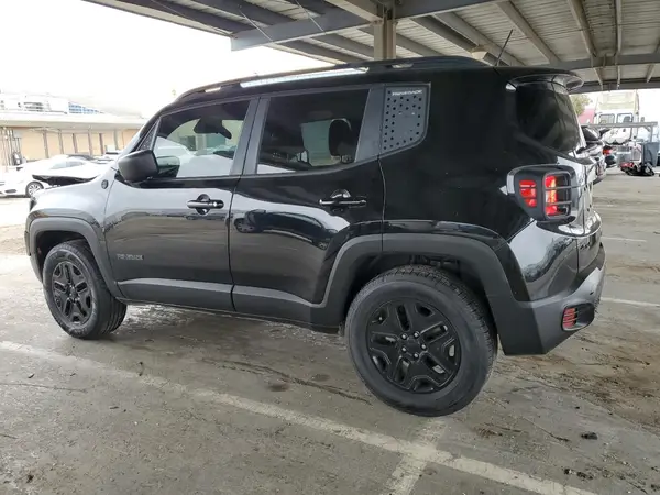 ZACCJBAB1JPH47110 2018 JEEP RENEGADE - Image 2