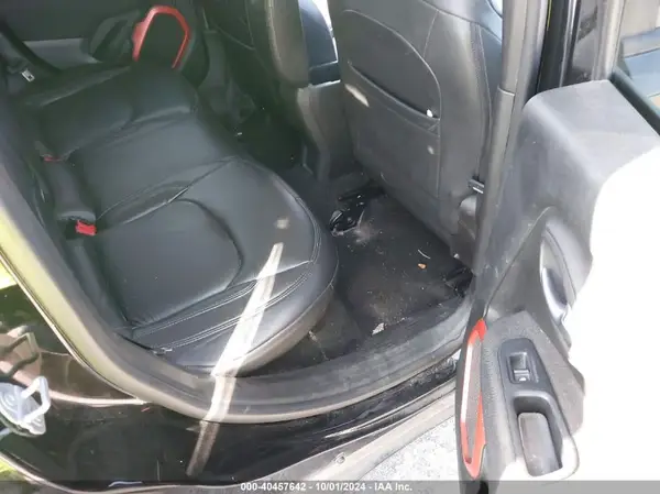 ZACCJBAB1JPH88398 2018 JEEP RENEGADE - Image 8