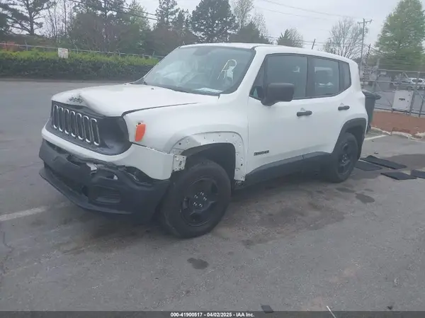 ZACCJBAB1JPH94427 2018 JEEP RENEGADE - Image 2