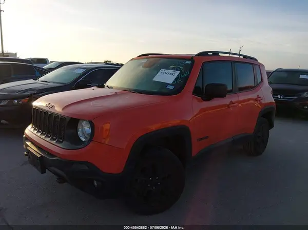 ZACCJBAB1JPJ00722 2018 JEEP RENEGADE - Image 2