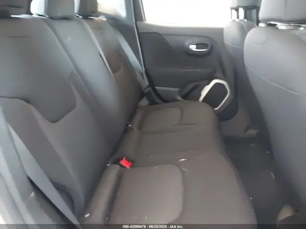 ZACCJBAB1JPJ05872 2018 JEEP RENEGADE - Image 8
