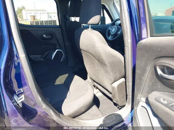 ZACCJBAB1JPJ27984 2018 JEEP RENEGADE - Image 8