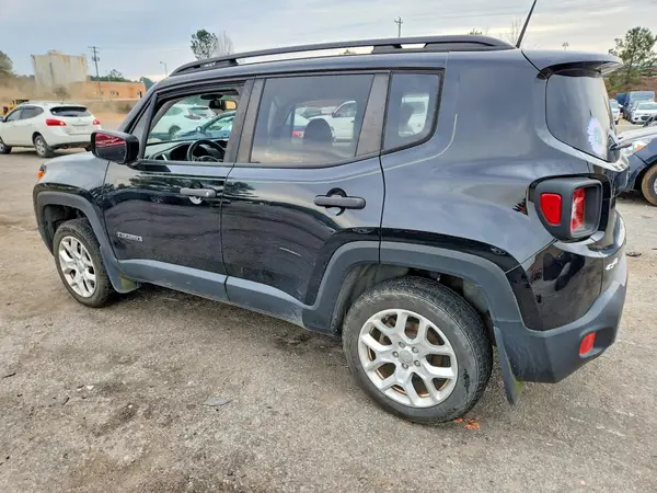 ZACCJBAB1JPJ31887 2018 JEEP RENEGADE - Image 2