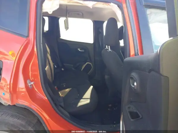 ZACCJBAB2HPE45013 2017 JEEP RENEGADE - Image 8