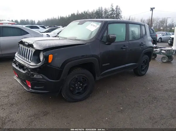 ZACCJBAB2JPH00202 2018 JEEP RENEGADE - Image 2