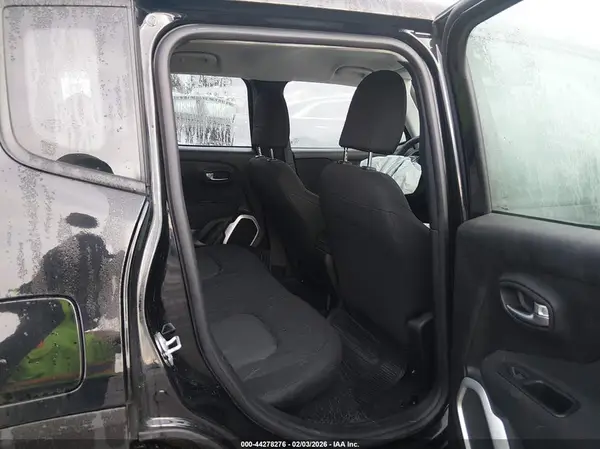 ZACCJBAB2JPH00202 2018 JEEP RENEGADE - Image 8