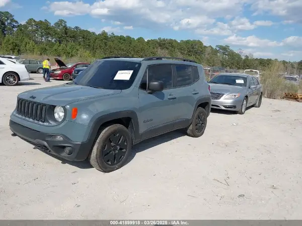 ZACCJBAB2JPH34804 2018 JEEP RENEGADE - Image 2