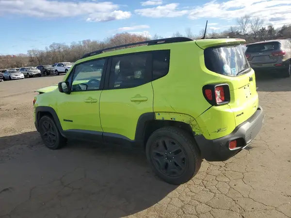 ZACCJBAB2JPH38156 2018 JEEP RENEGADE - Image 2