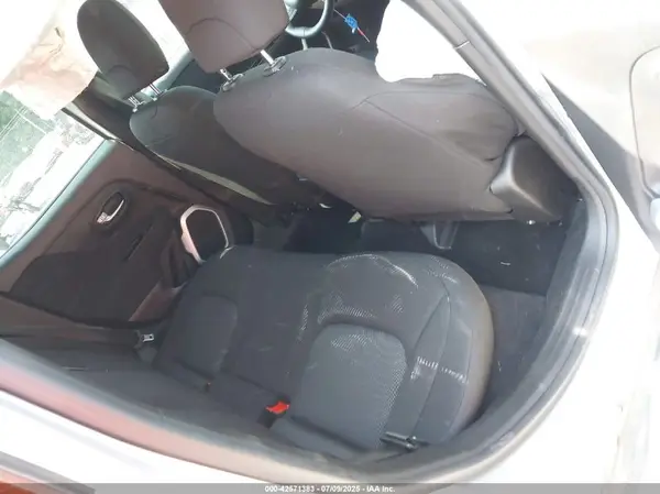 ZACCJBAB2JPH43339 2018 JEEP RENEGADE - Image 8