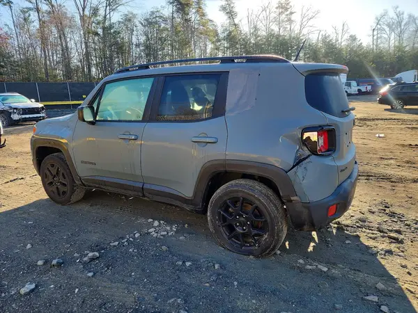ZACCJBAB2JPH48346 2018 JEEP RENEGADE - Image 2