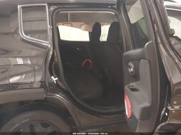 ZACCJBAB2JPH59380 2018 JEEP RENEGADE - Image 8
