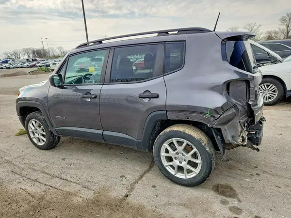 ZACCJBAB2JPJ16508 2018 JEEP RENEGADE - Image 2