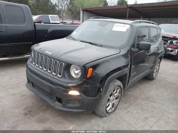 ZACCJBAB2JPJ17268 2018 JEEP RENEGADE - Image 2