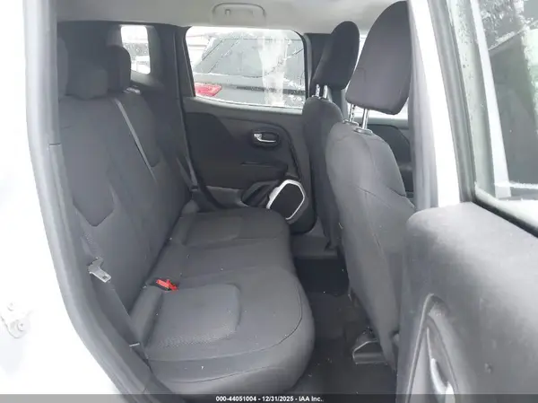 ZACCJBAB2JPJ23054 2018 JEEP RENEGADE - Image 8