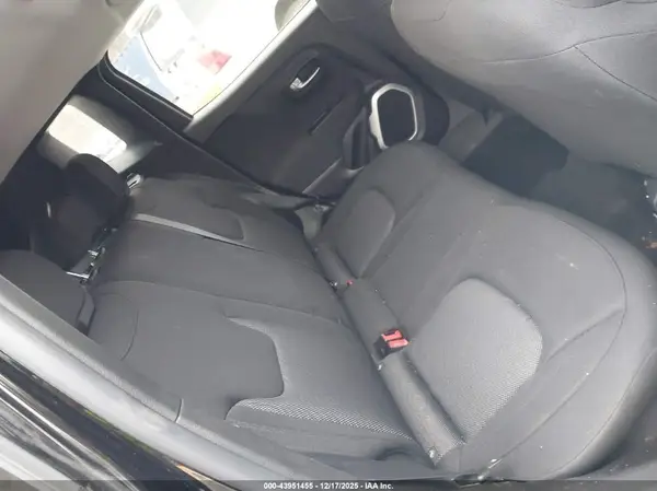 ZACCJBAB2JPJ71203 2018 JEEP RENEGADE - Image 8