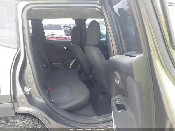 ZACCJBAB3HPE81048 2017 JEEP RENEGADE - Image 8
