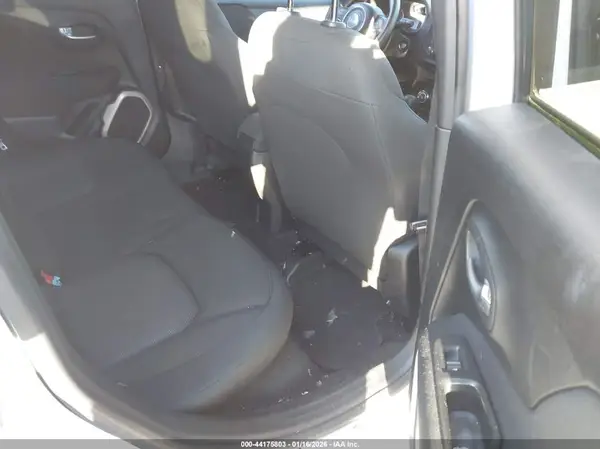 ZACCJBAB3HPE99579 2017 JEEP RENEGADE - Image 8
