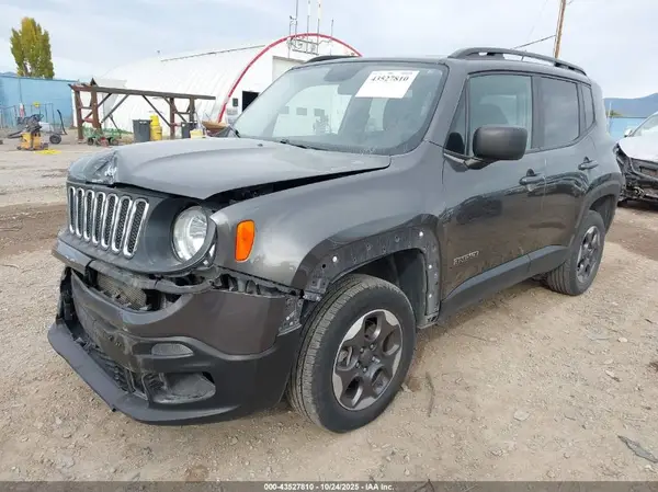 ZACCJBAB3HPG42742 2017 JEEP RENEGADE - Image 2