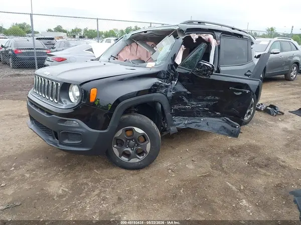 ZACCJBAB3HPG56401 2017 JEEP RENEGADE - Image 2