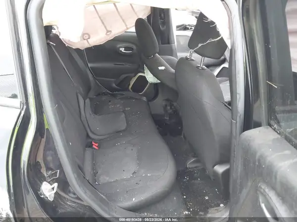ZACCJBAB3HPG56401 2017 JEEP RENEGADE - Image 8