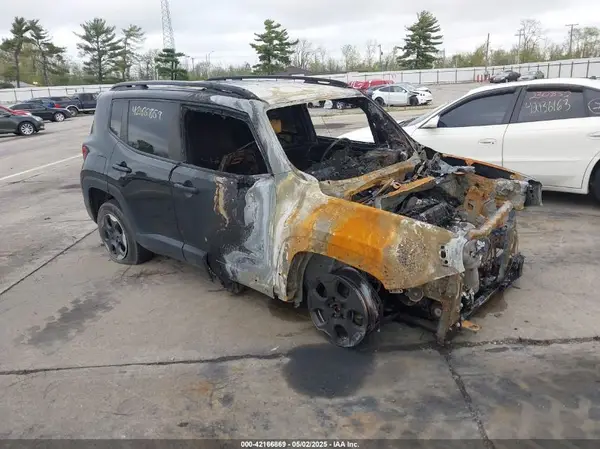 ZACCJBAB3HPG56415 2017 JEEP RENEGADE - Image 1
