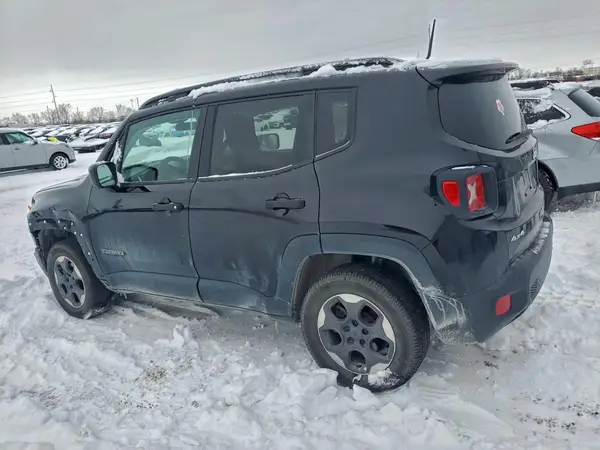 ZACCJBAB3JPH33323 2018 JEEP RENEGADE - Image 2