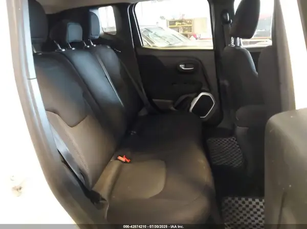 ZACCJBAB3JPH35718 2018 JEEP RENEGADE - Image 8