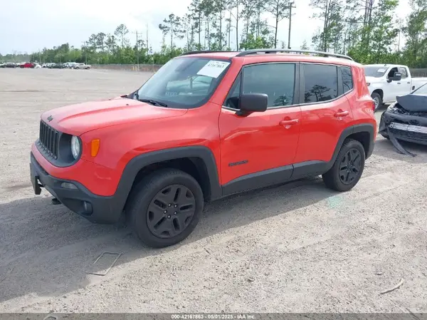 ZACCJBAB3JPH53653 2018 JEEP RENEGADE - Image 2