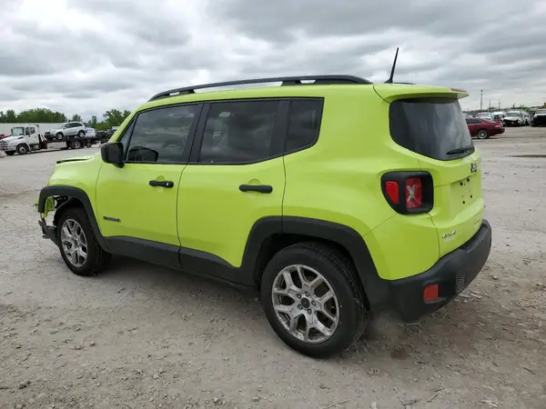 ZACCJBAB3JPJ32474 2018 JEEP RENEGADE - Image 2