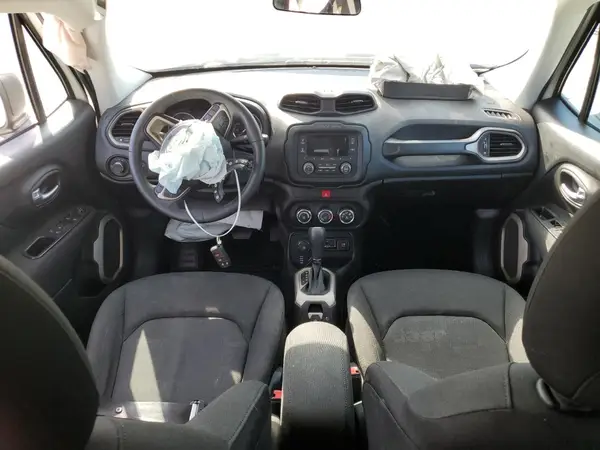 ZACCJBAB4HPE91040 2017 JEEP RENEGADE - Image 8